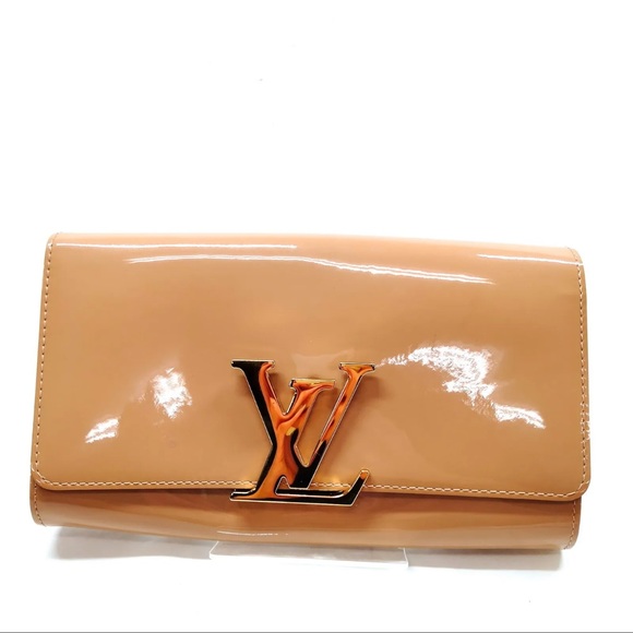 Louis Vuitton Handbags - AUTH Louis Vuitton LV Portefeuille Louise Clutch EUC